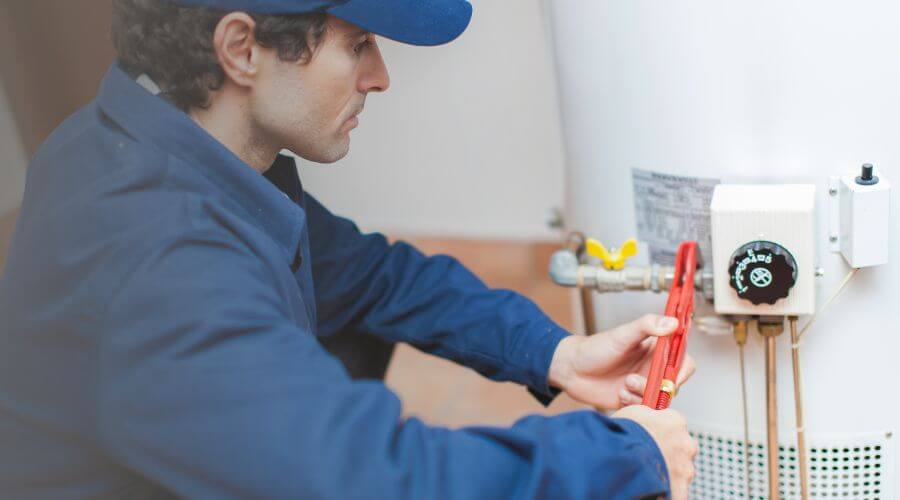 Local water heater installation in Radcliffe, IA